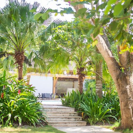 Monserrat Residences Las Terrenas Esterno foto